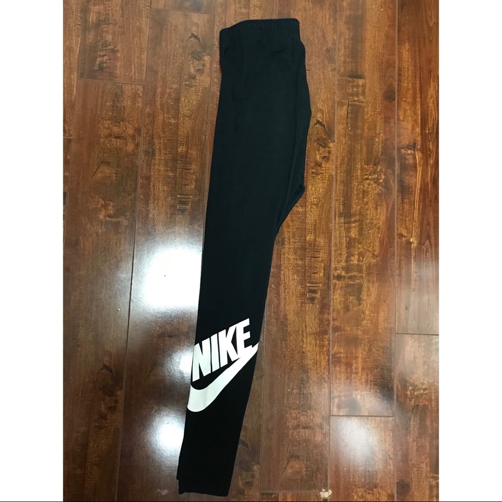 Nike logo leggings